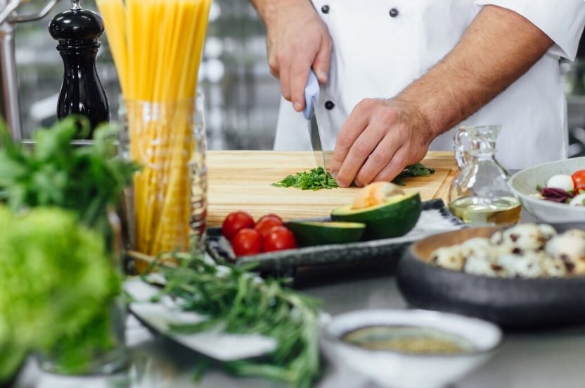 Затишні хобі для холодних вечорів: в’язання, малювання, кулінарія - 3