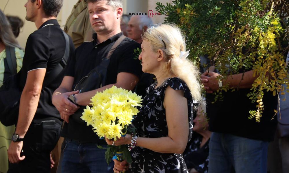 У Львові прощаються з політиком Андрієм Парубієм (фото) - 6