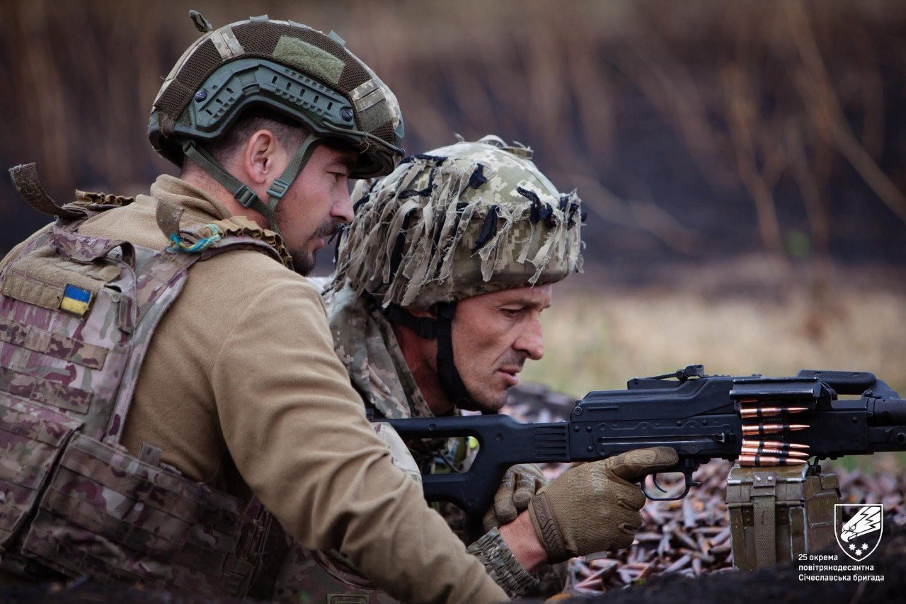 українські воїни