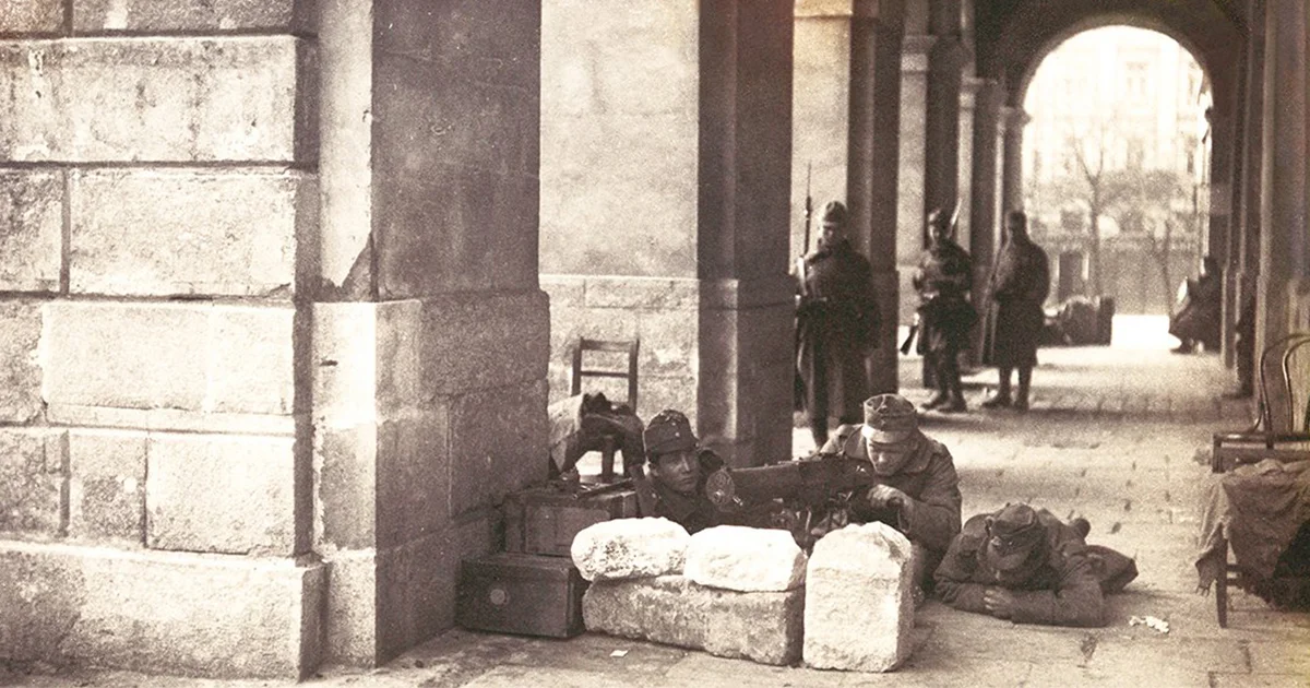 1_lystopada.max-1920x900.format-webp