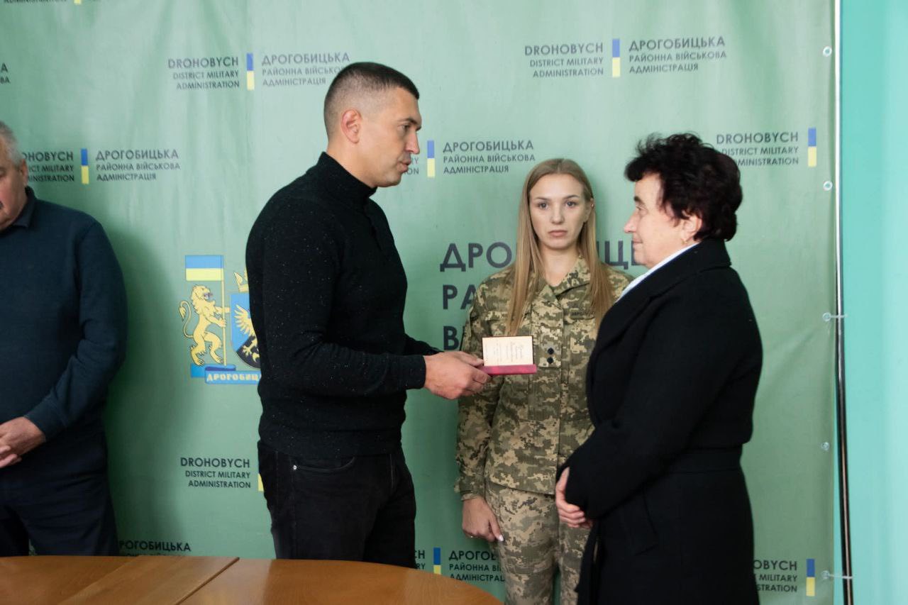 Захисників Львівщини посмертно відзначили високими державними нагородами - 10