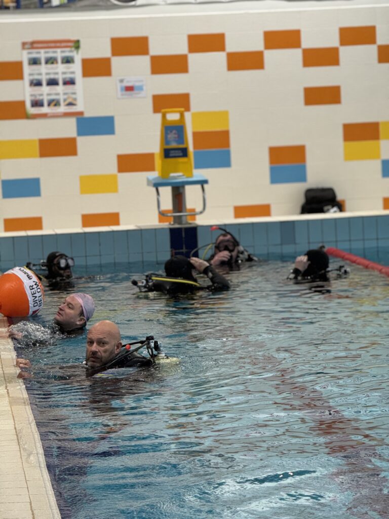 Як у Львові хорватські тренери навчають ветеранів дайвінгу - 6