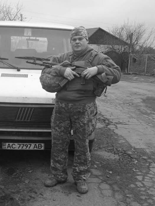 На Львівщині сьогодні попрощаються з трьома воїнами — що про них відомо (фото) - 2
