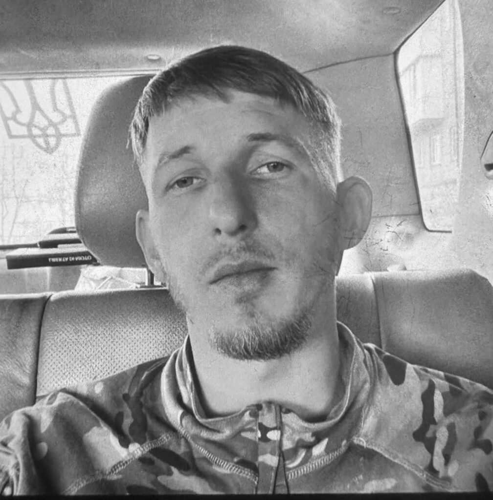 На Львівщині сьогодні попрощаються з трьома воїнами — що про них відомо (фото) - 3