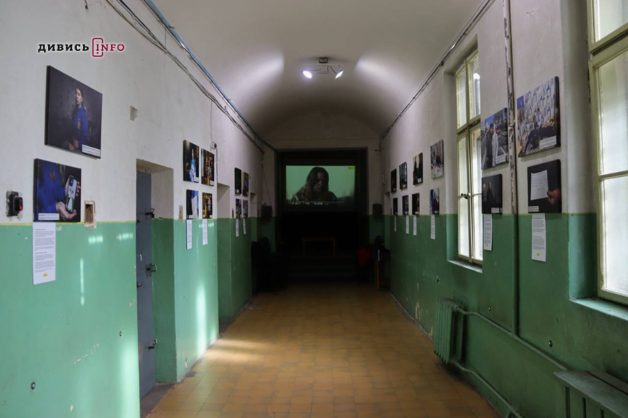 «Оглушлива тиша»: у Львові розповіли історії родин військовополонених (фото) - 2