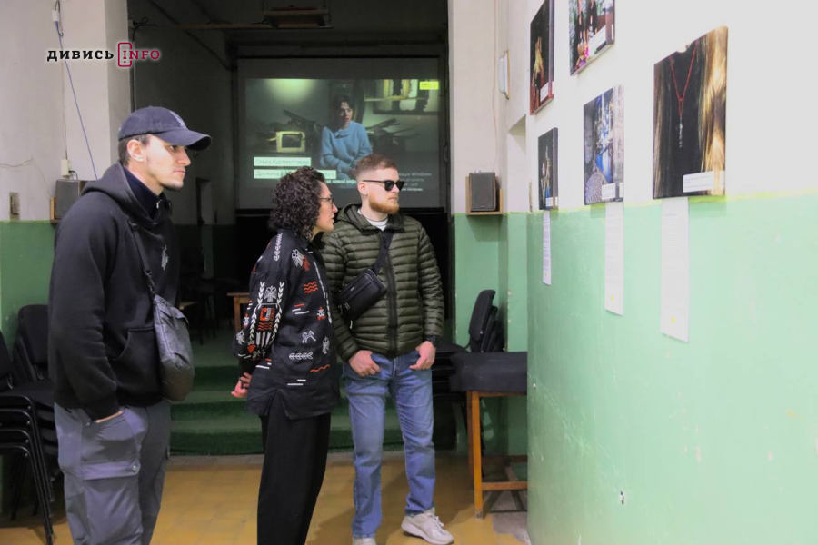 «Оглушлива тиша»: у Львові розповіли історії родин військовополонених (фото) - 7