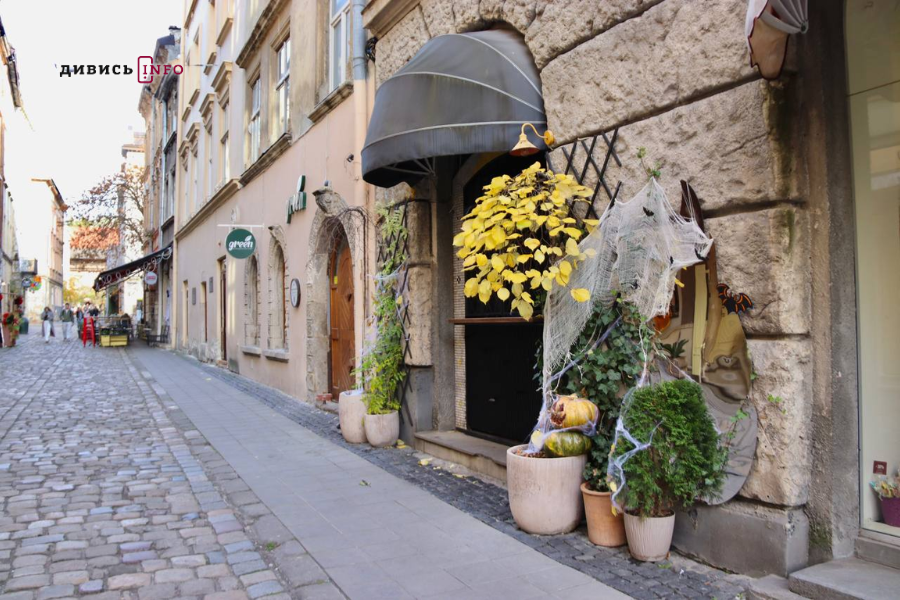 Де у центрі Львова шукати осінню атмосферу: добірка локацій для фото - 9