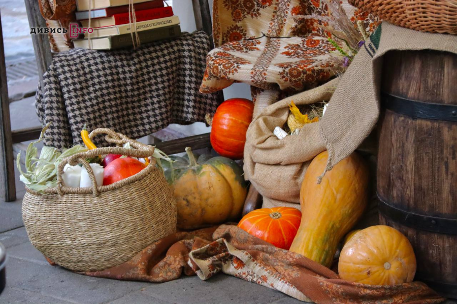 Нагороди полеглим воїнам, заміна аварійних водопроводів та спортивні події у Львові: головні новини дня - 10