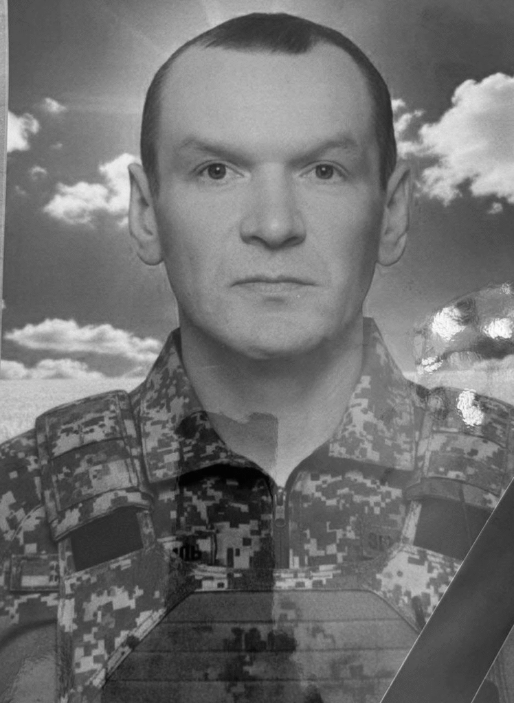 На Львівщині сьогодні попрощаються із шістьма воїнами — що про них відомо (фото) - 4