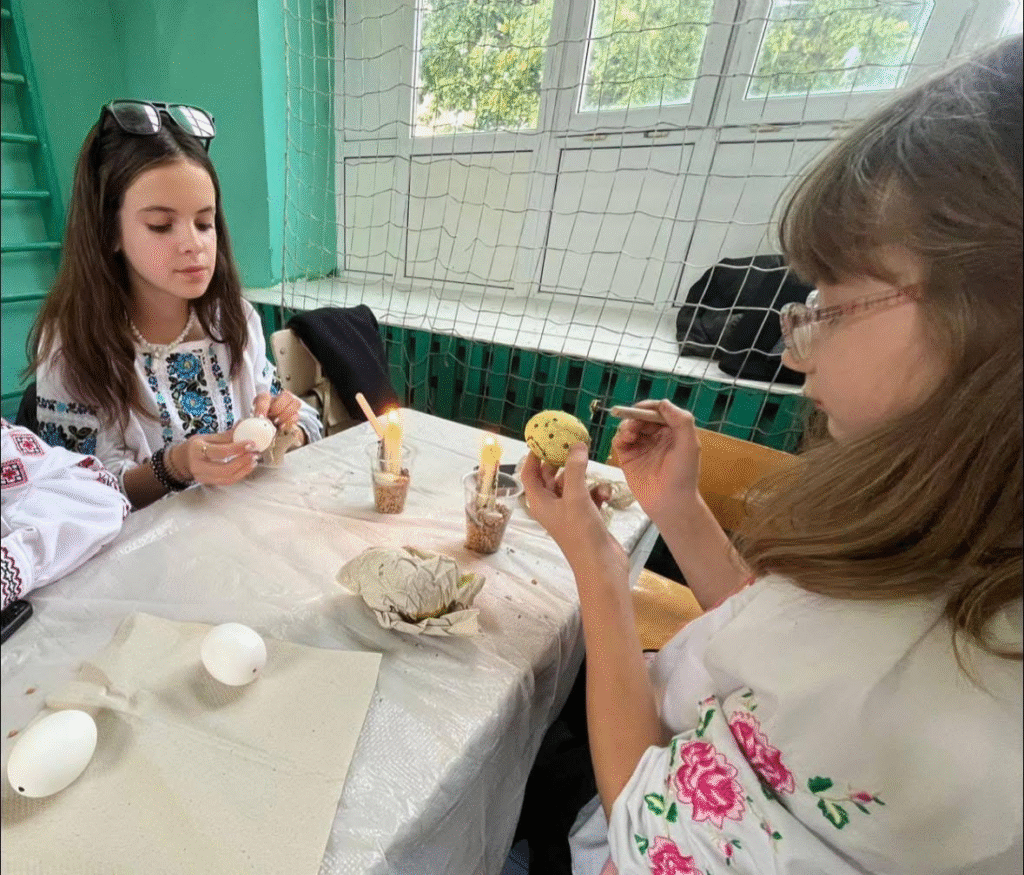 У Львові встановили рекорд України з одночасного розпису писанок - 3