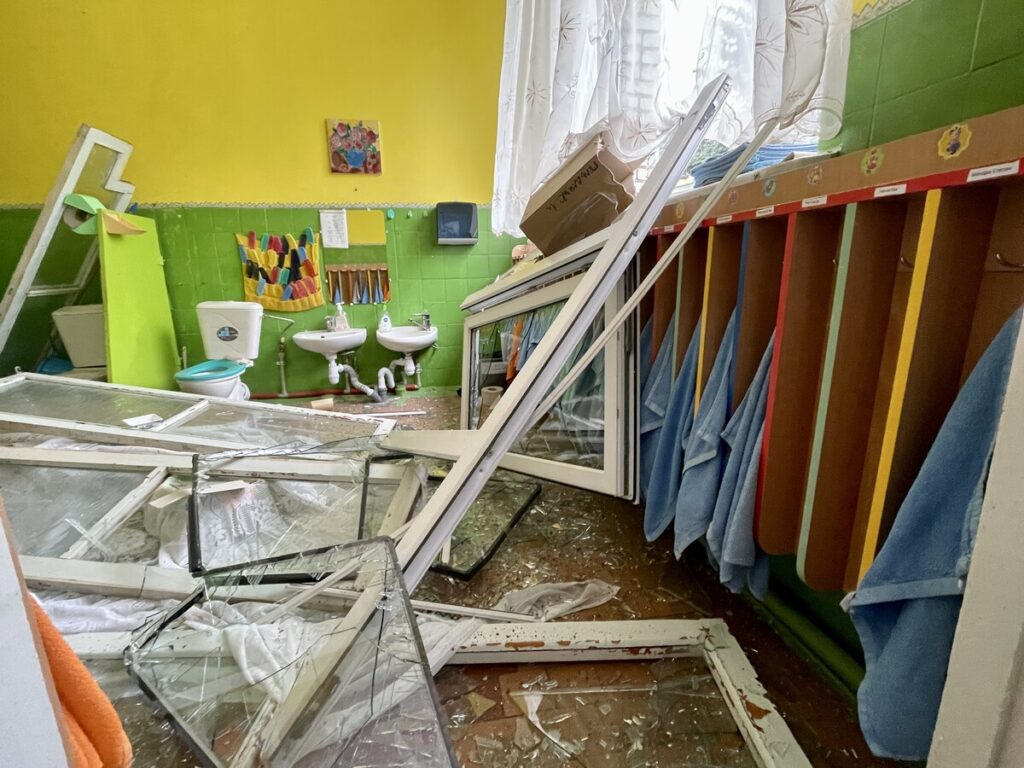 Наслідки нічної атаки на Львів: 4 загиблих, десятки зруйнованих будинків, школи й дитсадок - 3