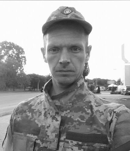 Сьогодні на Львівщині попрощаються з п'ятьма воїнами — що про них відомо (фото) - 2