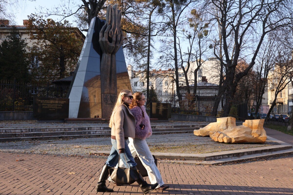 Львів у скульптурах: митці пояснили, що стоїть за їхніми роботами у рамках Тижня скульптури - 6