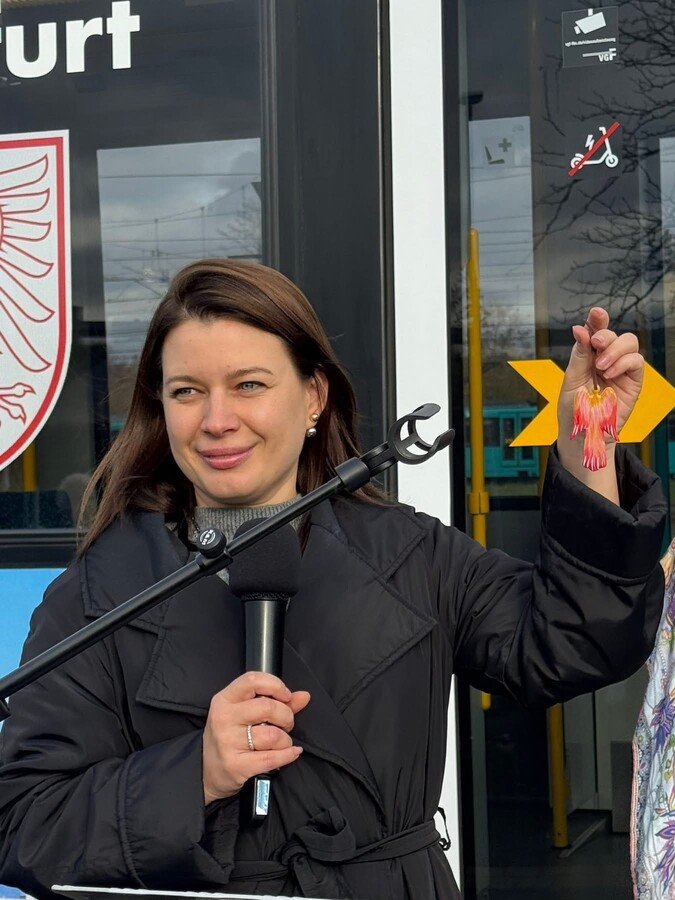 Місто-побратим Львова - Франкфурт - запустив трамвайний вагон із львівськими пейзажами - 2