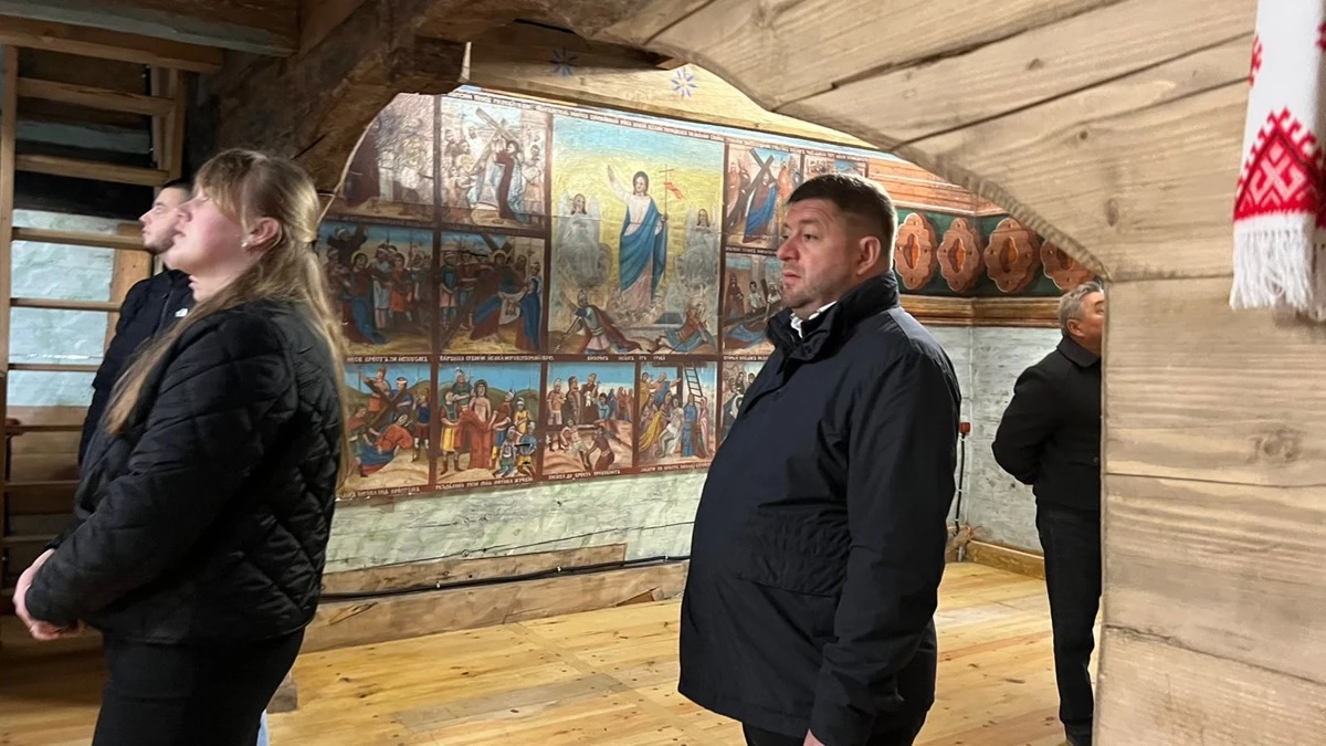 На Самбірщині освятили відреставровану церкву Архистратига Михаїла - 5