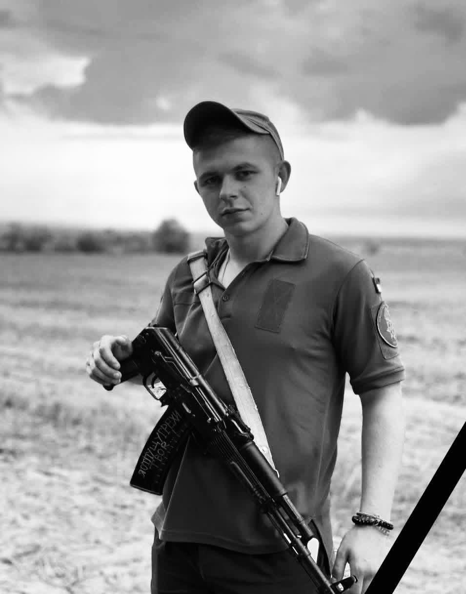 Сьогодні Львівщина прощається із десятьма полеглими захисниками - 6