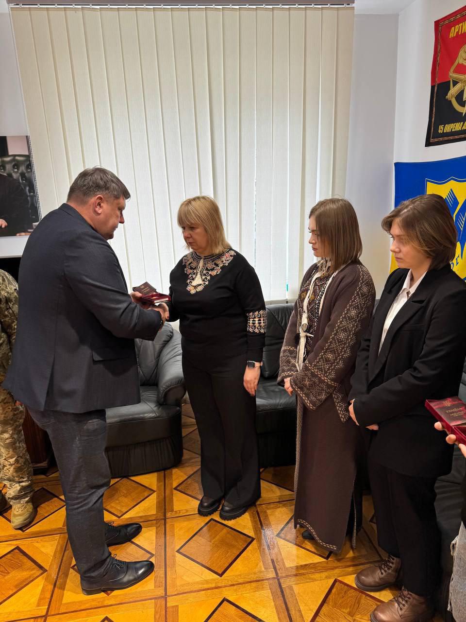 Двох загиблих Героїв із Яворівщини посмертно нагородили орденом «За мужність» - 3