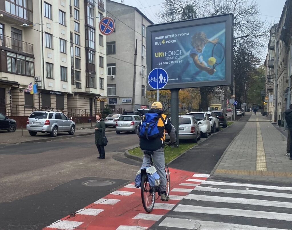 Індустріальний парк, відновлення вивісок, культурні події Львова: головні новини дня - 5