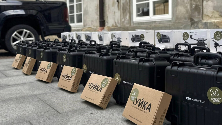 Львівська громада передала військовим нову партію техніки та обладнання - 2