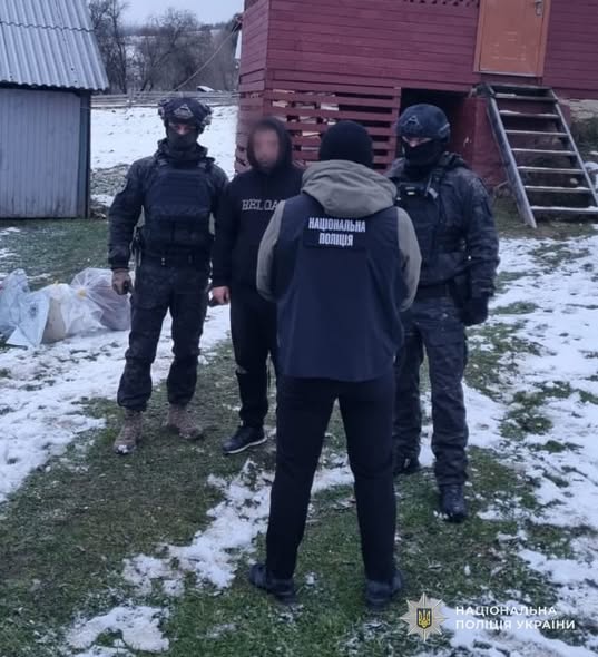 На Львівщині викрито «врізку» в магістральний нафтопродуктопровід - 2