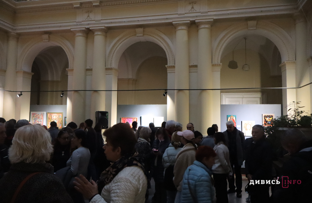 У Львові відкрили виставку давніх та сучасних ікон (фото) - 7