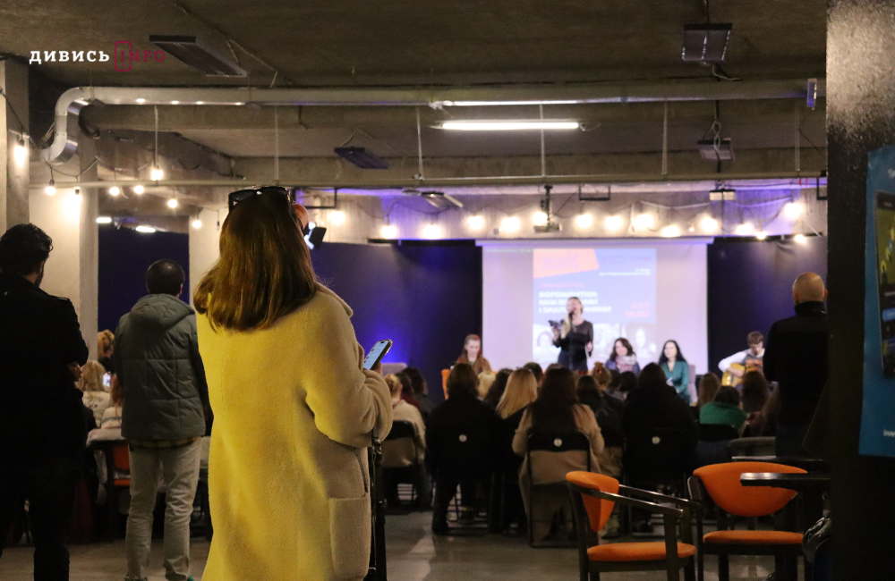 Міжнародний фестиваль «Земля Поетів» вдруге відбувся у Львові: як це було (фото, відео) - 3