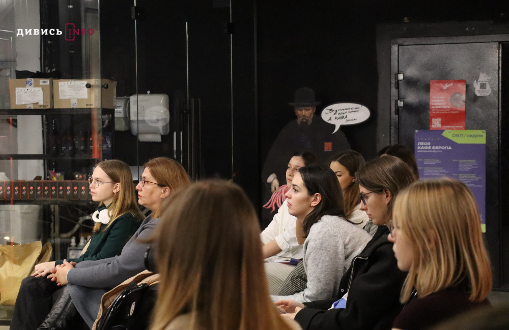 Міжнародний фестиваль «Земля Поетів» вдруге відбувся у Львові: як це було (фото, відео) - 11