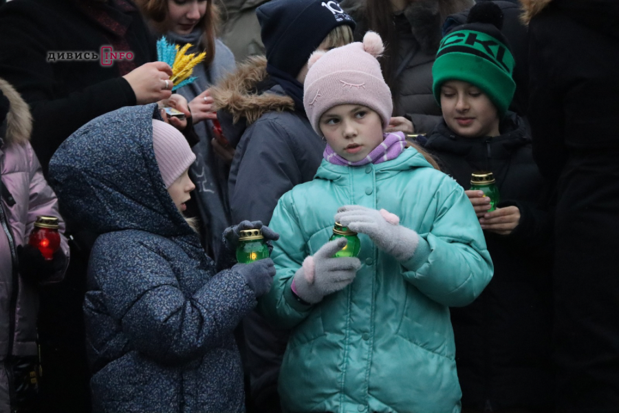 У Львові вшанували пам'ять жертв голодоморів (фоторепортаж) - 14