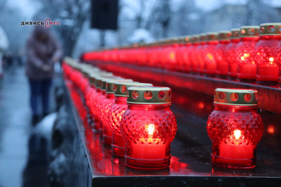 У Львові вшанували пам'ять жертв голодоморів (фоторепортаж) - 5
