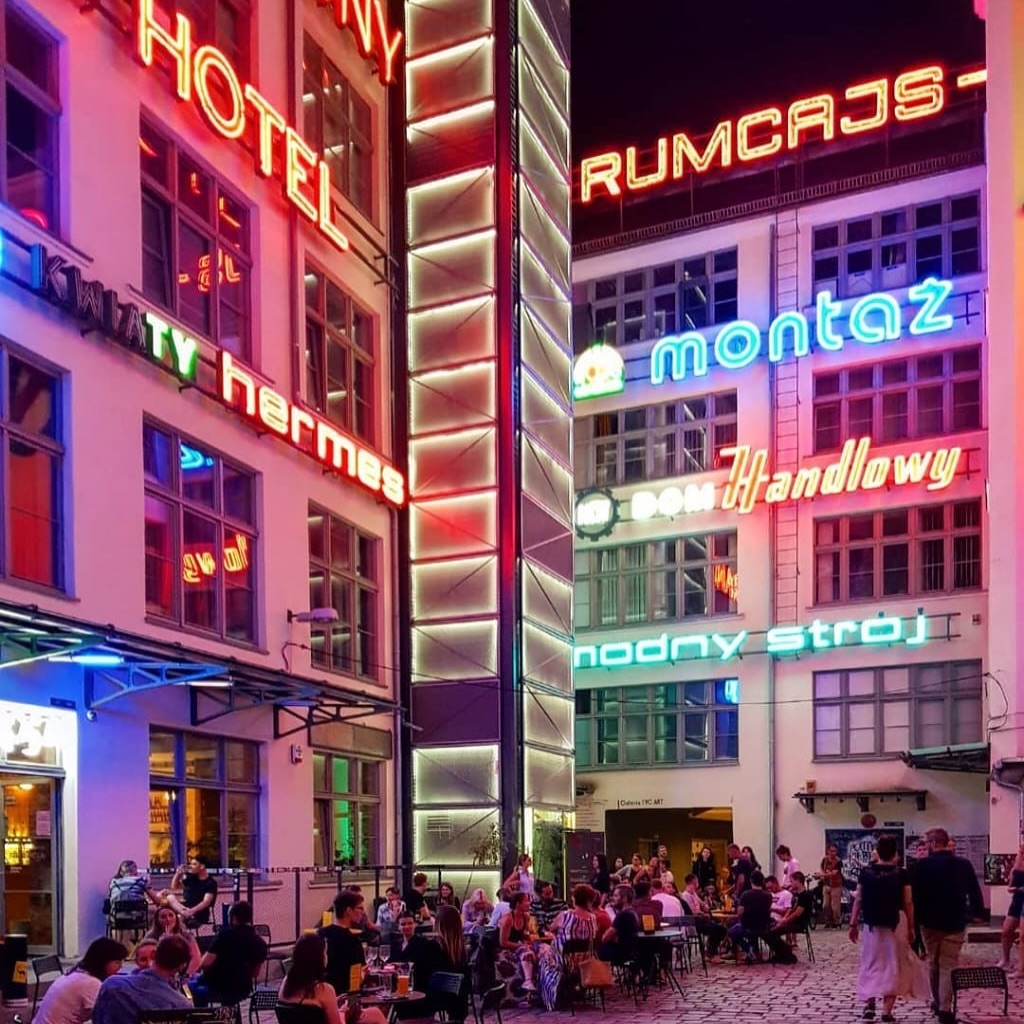 Як львів'янка відновлює радянські вивіски і навіщо це потрібно - 6