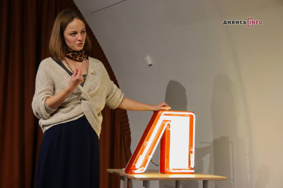 Як львів'янка відновлює радянські вивіски і навіщо це потрібно - 15