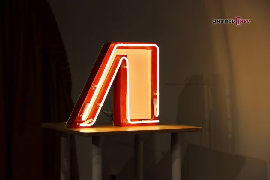 Як львів'янка відновлює радянські вивіски і навіщо це потрібно - 10