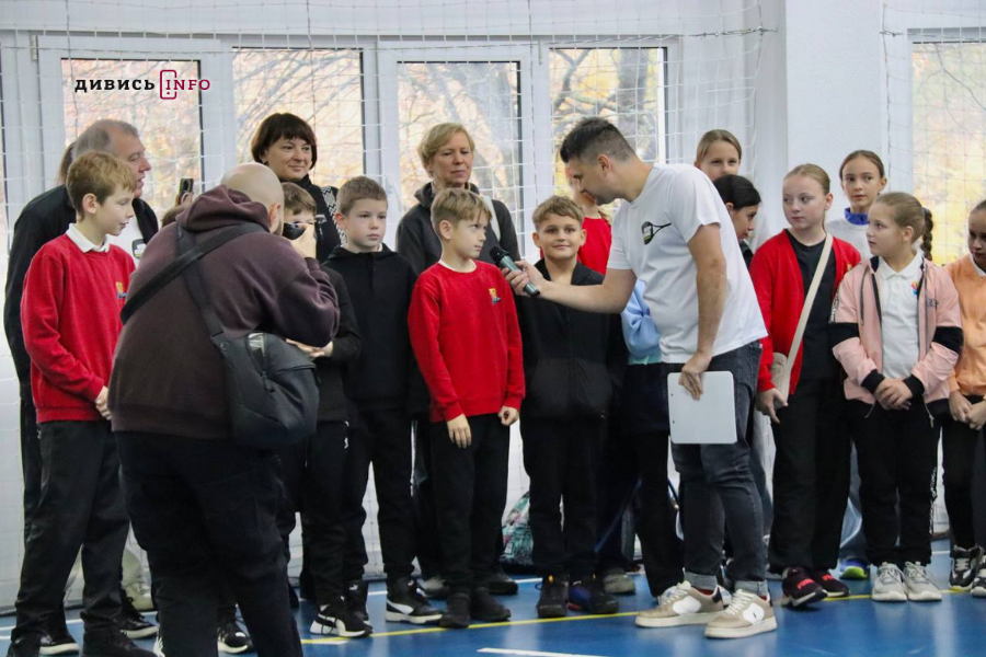 У понад десяти школах Львівщини учні займатимуться тенісом (фото) - 9