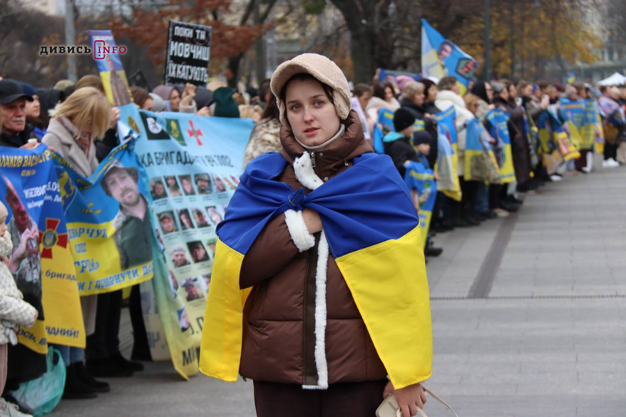 У Львові нагадали про полонених і зниклих військових (фото, відео) - 11