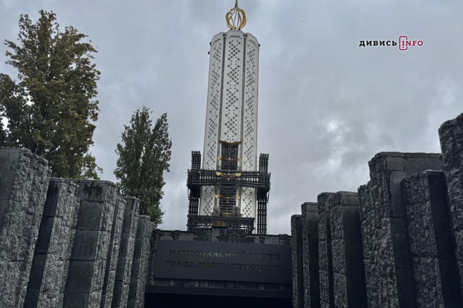 У Львові вшанували пам'ять жертв голодоморів (фоторепортаж) - 18