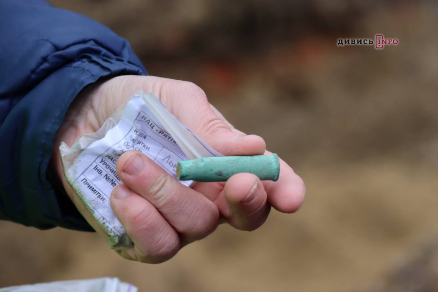 Що виявили археологи на Цитаделі у Львові (фото) - 8