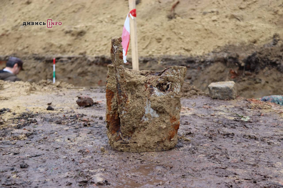 Що виявили археологи на Цитаделі у Львові (фото) - 13