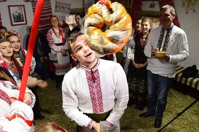 Чому дівчата ворожили на Андрія та до чого тут еротичний підтекст — львівська дослідниця - 10