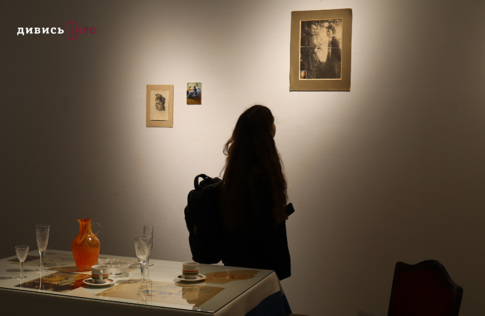 У Львові триває виставка унікальних ескізів художника-шістдесятника Віктора Зарецького (фото) - 5