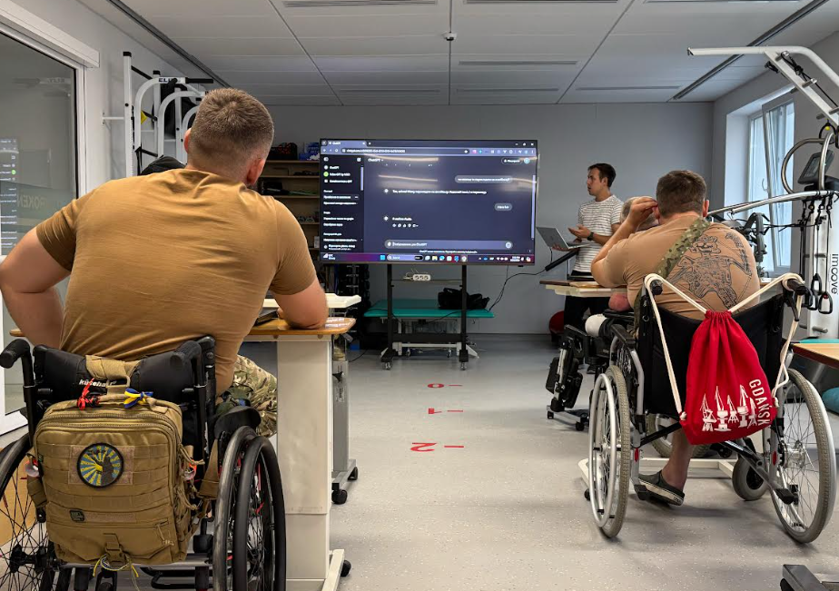 «Побратим і пляшка — це шлях в нікуди», — Андрій Жолоб про проблему працевлашування ветеранів - 9