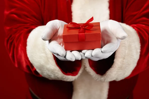 Прощання з воїнами, курс долара та благодійні ініціативи до Дня Миколая у Львові: головні новини дня - 6