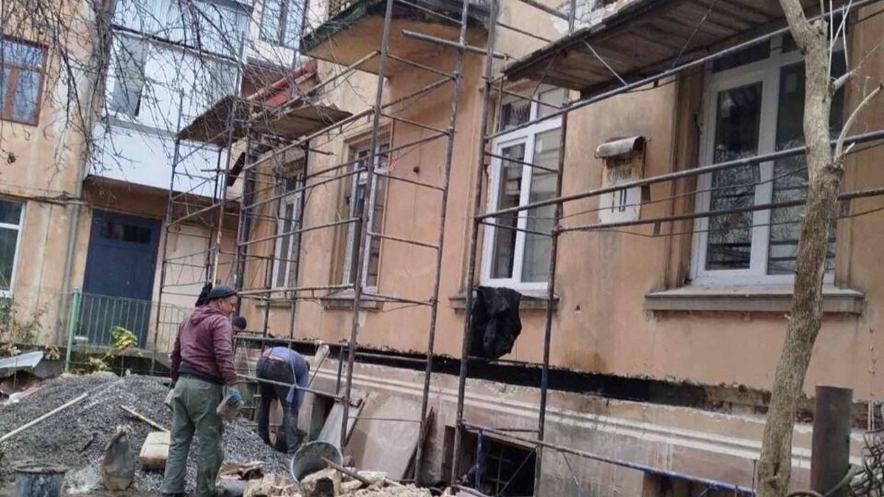 відновлення будинку