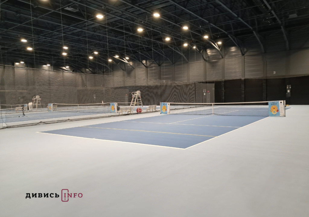 Понад 100 учасників зі всієї України: у Львові триває дитячий фестиваль тенісу «Левеня» (фото) - 1