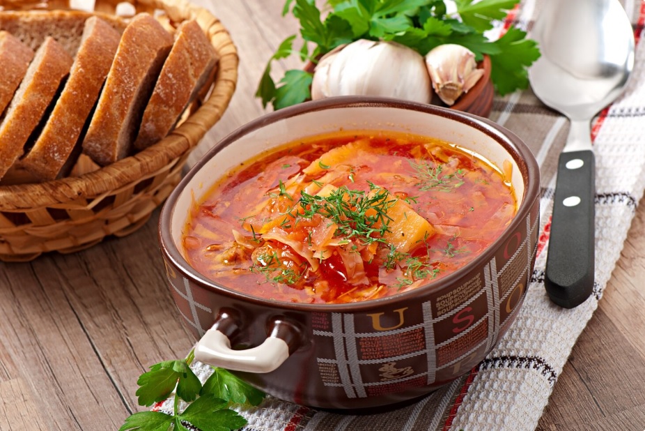 Зимові супи: борщ, капусняк, грибна юшка, гарбузовий крем-суп - 1