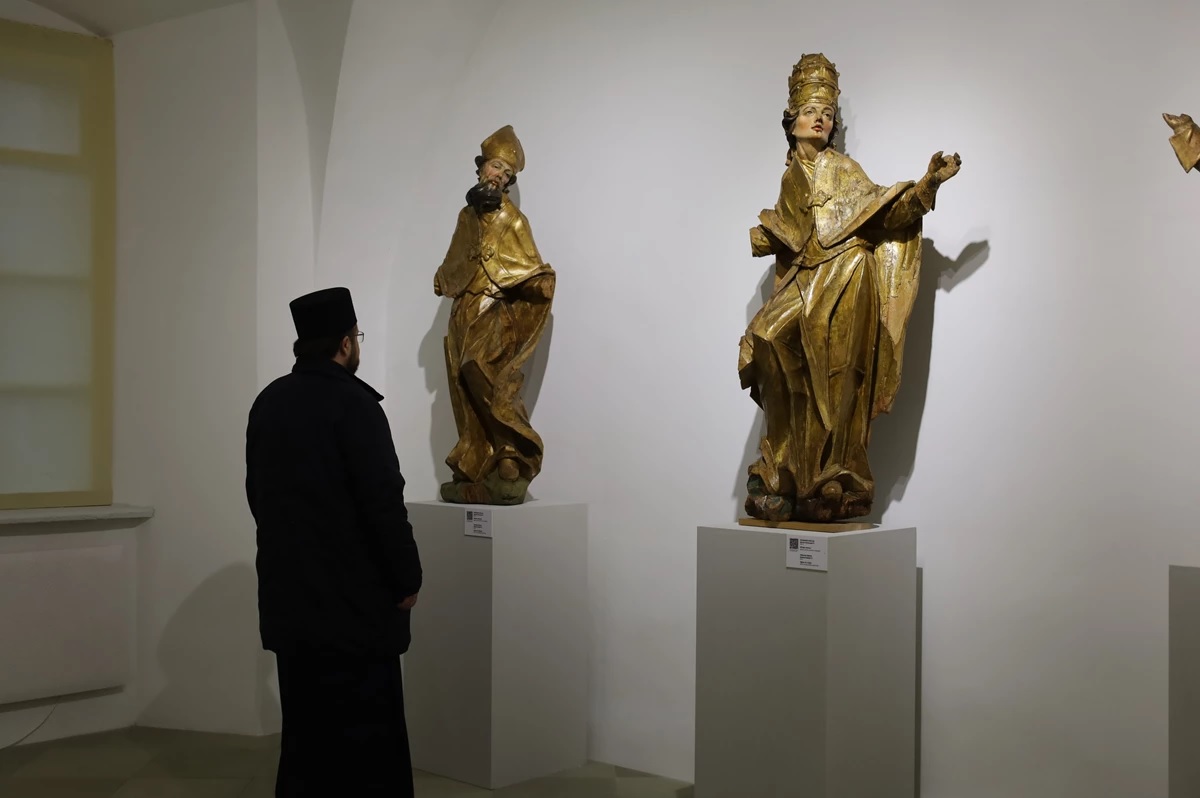 У Жовківському замку відкрили унікальну експозицію сакральної скульптури XVII–XIX століть - 6
