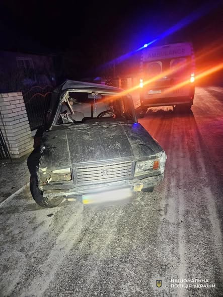 На Львівщині нетверезий водій спричинив ДТП: постраждав пасажир - 2
