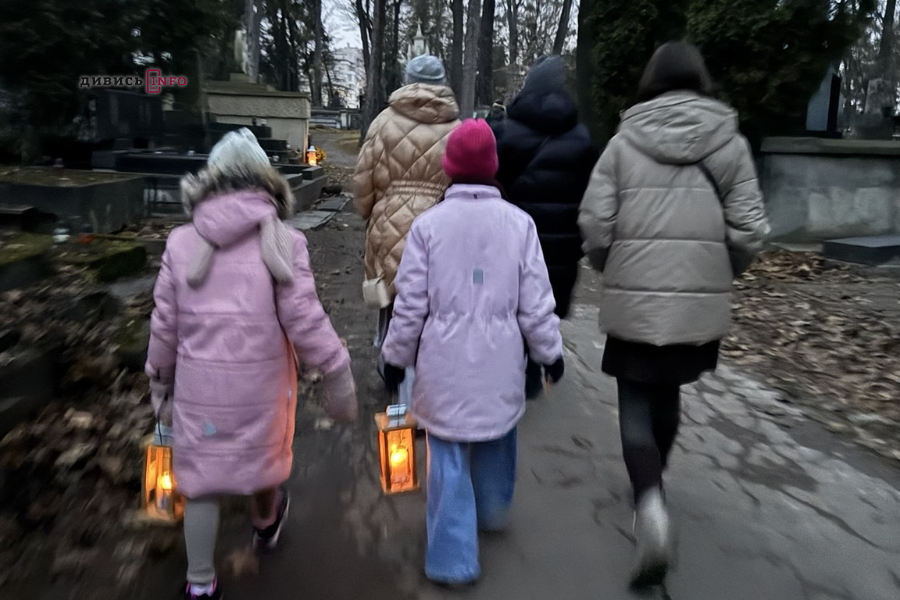 Львівські пластуни передали Вифлеємський Вогонь Миру (фото) - 5