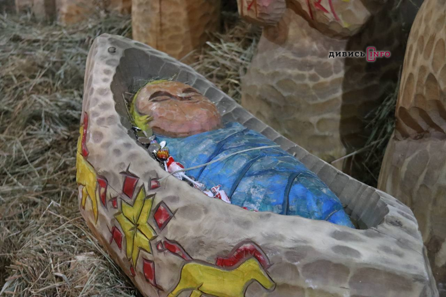 У Львові відкрили різдвяну шопку: як це було (фото) - 5