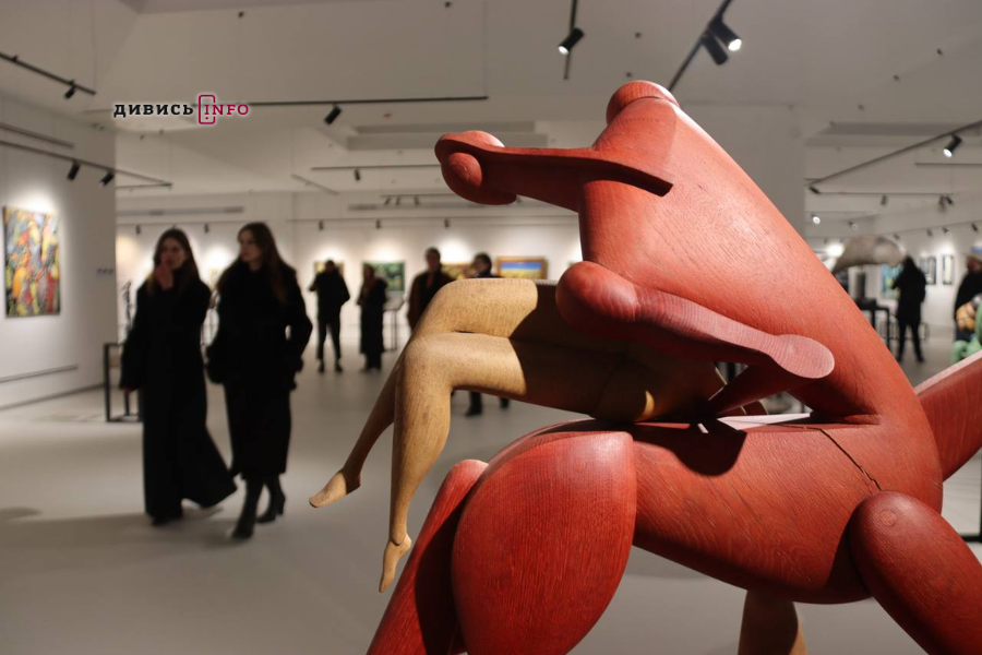 У Львові показали 150 робіт сучасних українських митців (фоторепортаж) - 9