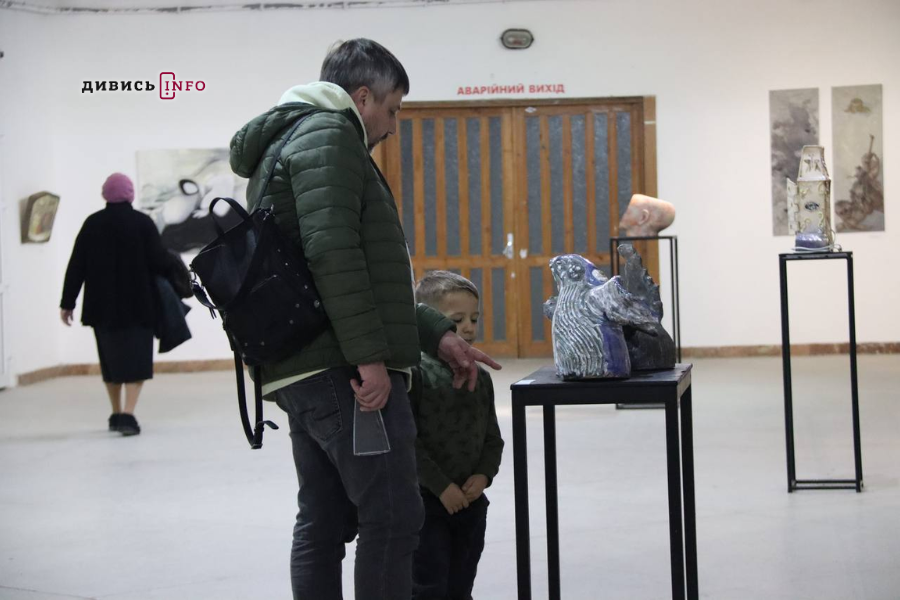 У Львові показали 150 робіт сучасних українських митців (фоторепортаж) - 23